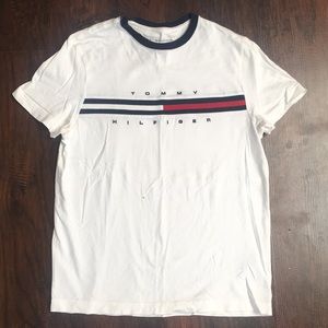 Tommy Hilfiger t shirt
